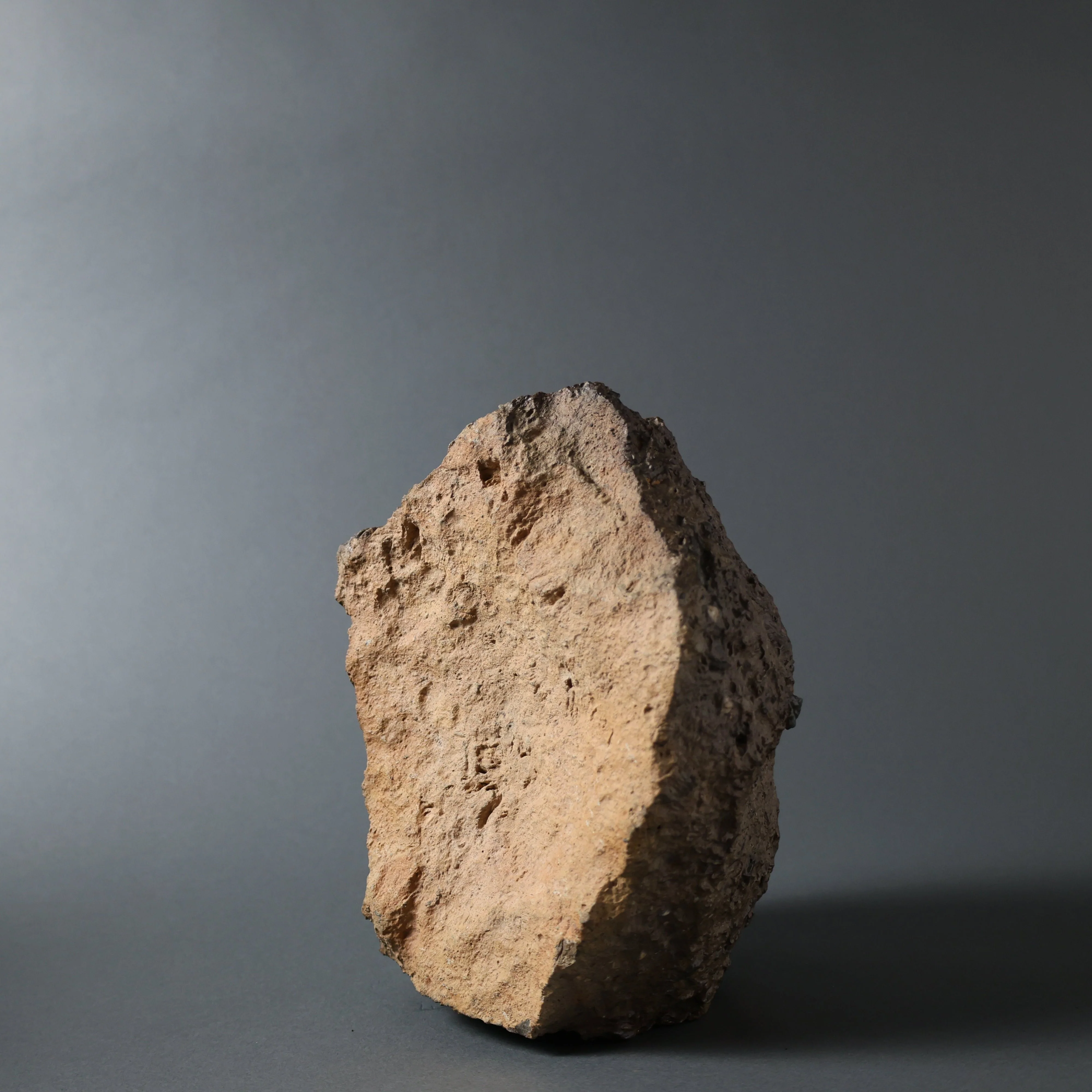 Lunar Meteorite Evidencing Subsurface Water - 10.8 kg - Image 12