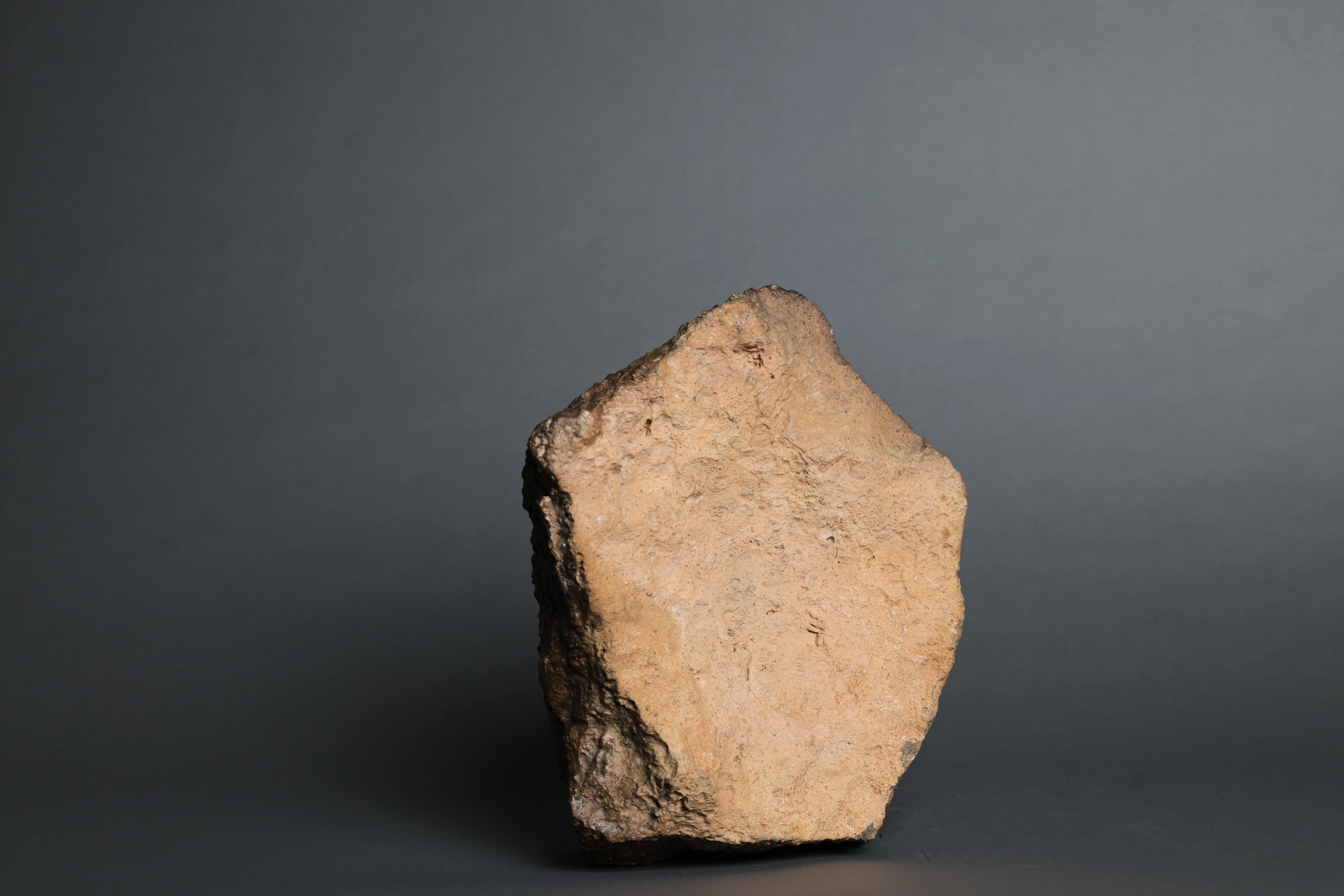 Lunar Meteorite Evidencing Subsurface Water - 10.8 kg - Image 13